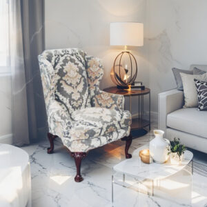 絨布高背主人椅